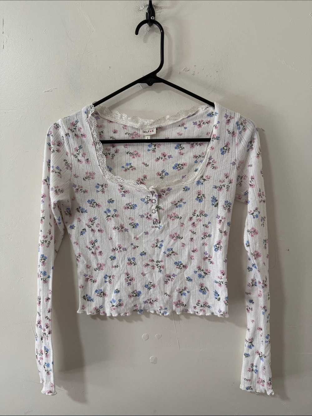 Floral Lace-Trim Ribbed Long-Sleeve Top - White